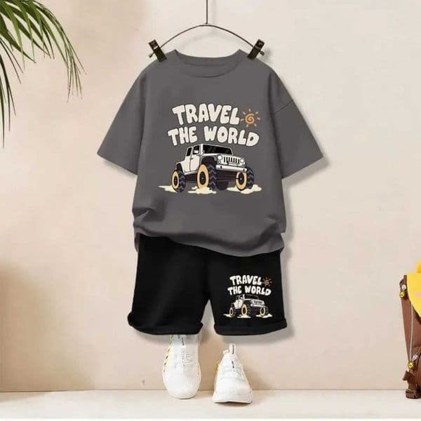 Summer 2025 childrens and boys clothing printed T-shirt and shorts 2-piece set childrens short sleeved top and bottom C W250317