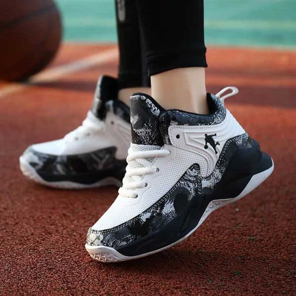 2026 New Arrival New Boys Brand Basketball For Kids Sneakers Thick Sole Non Slip Children Sports Child Boy Basket Trainer Shoes Designer