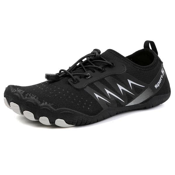 2024 arrival Mens Water Shoes Aqua Quick Drying AntiSlip Five Finger WearResistant HighQuality Sneakers Size 35 250304