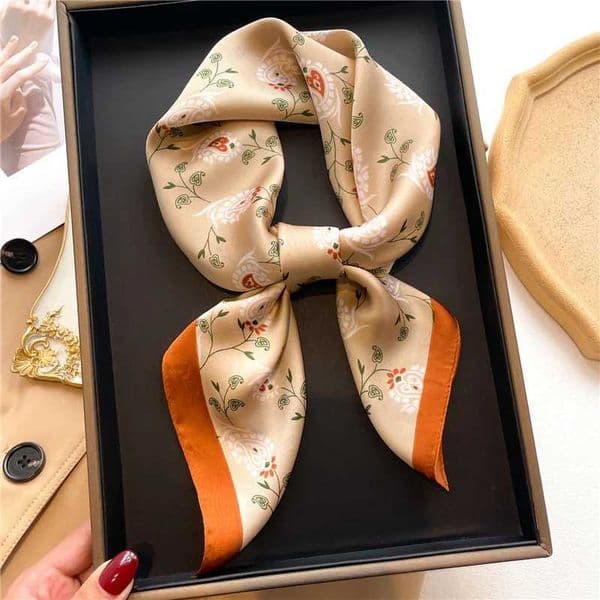Luxury brand floral printed square scarf Wens imitation silk scarf casual edition decorative small neck scarf 70CMx70CM X250319