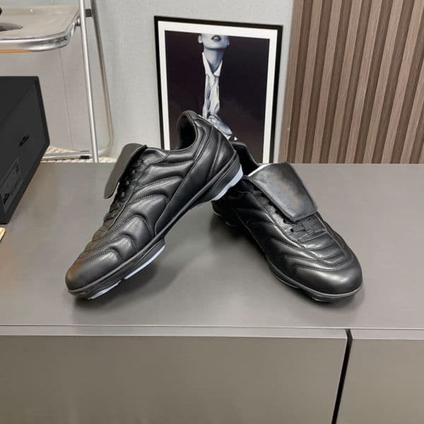 Good Quality Mens Soccer Cleats Comfortable Training Leather Football Hiking Casual Sneakers With Box 763