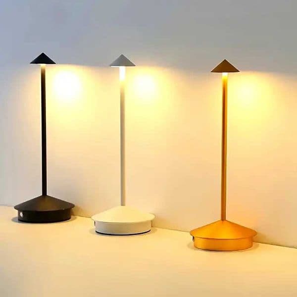 Wireless 3-color touch dimming rechargeable LED desk lamp suitable for bedroom desks coffee shops restaurants and terraces Z250320