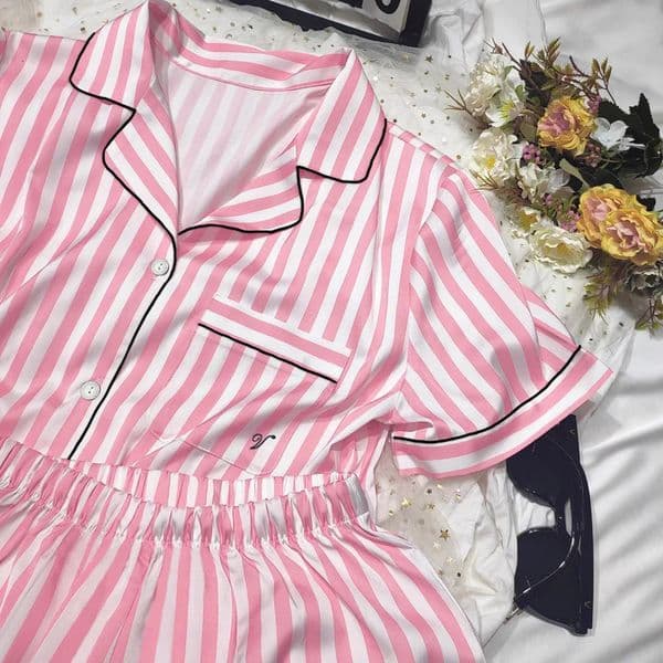 2026 Womens Pajama Set Summer 2Piece Short Sleeved cologne Top And Synthetic Silk Satin Soft Stripe perfume Printed Home Clothes 250320 Free Shipping