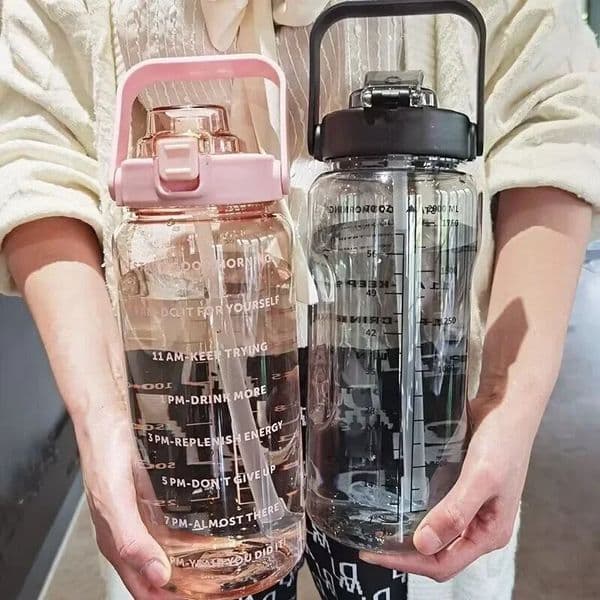 2L Sports Water Bottle Large Capacity Plastic Water Cup Portable Drink Bottle with Time Marker for Outdoor Sports Fitness Kettle 250321
