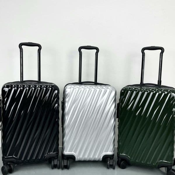 Designer Suitcase Luggage with wheels Travel Suitcase Boarding Case Large Capacity Box Unisex Plastic Suitcase Leisure Trolley Box Password Lock Cases 20 24 Inches
