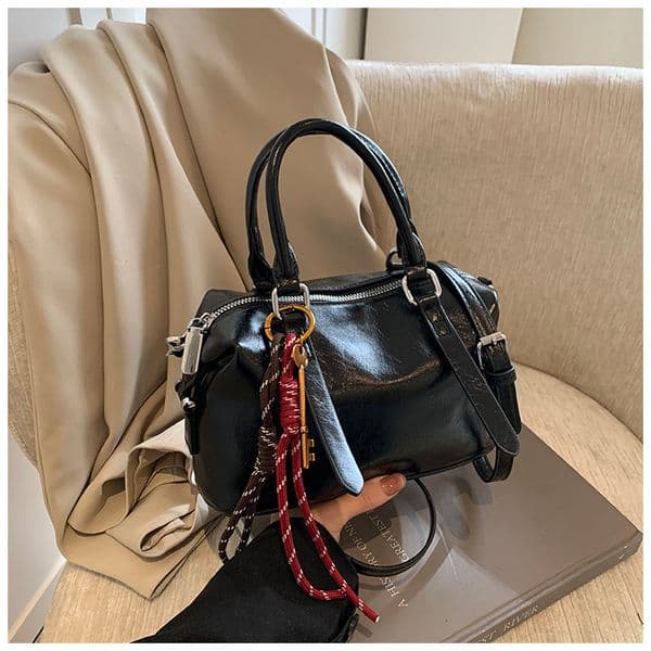 Advanced Oil Sensitive Wax Leather For Women 2024 New Autumn And Winter Versatile Commuting Crossbody Bag, Hand-Held Boston Bag