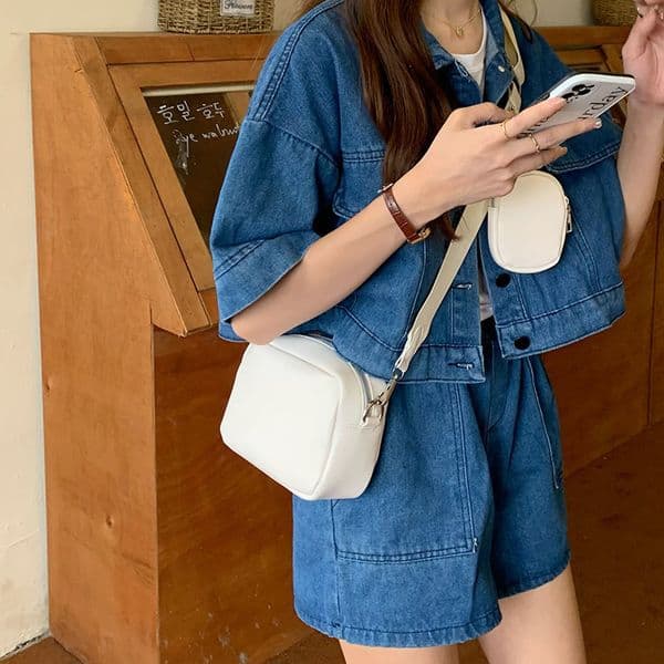 Ins Popular Multi Functional PU Bag 2025 Spring and Summer New Wide Strap Single Shoulder Crossbody Bag Female Small Square Bag