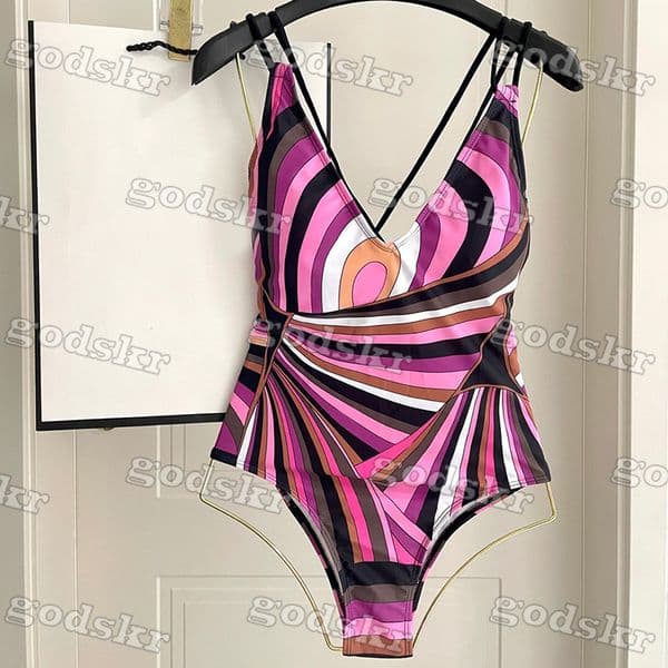 Bikini Designer Women Sexy Swimsuit Bathing One Piece Swimsuit Low Waist Beach Swimwear Summer Vacation Outfits