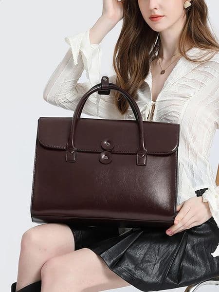 Womens leather briefcase luxurious and fashionable retro office and business high-quality shoulder 14 inch laptop messenger bag 250327