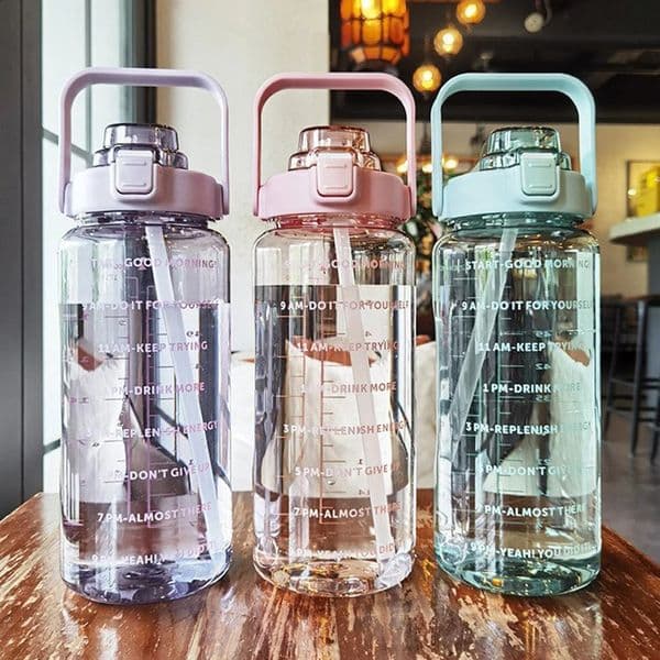 2 Liter Big Water Bottle With Straw Outdoor Sports Female Travel bottles Fitness Cup Summer Cold Water Jug with Time Marker 250327