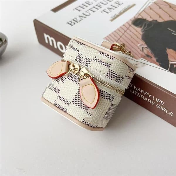 Fashion Designer Headset Accessories Cases for AirPods pro 2 3 4 5 AirPods 4 3 2 Cases Luxury Letters Printed Protection Package Hook Earphone Universal mini bags 666