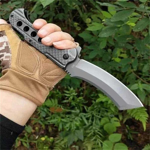 Brown Gray Titanium Tanto Blade Outdoor Hunting Knife Tactical EDC Folder With Pocket Clip 5Cr13Mov Blade 420 Steel HandleXJ250510