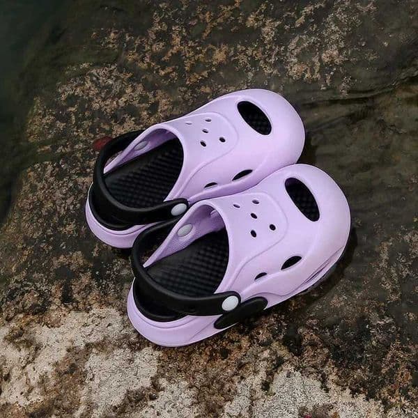 2025 Children Casual Shoes for Girls Summer New Fashion Korean Sle Soft Bottom Non-slip Cut-outs Cool Beach Outside Slippers Z250510