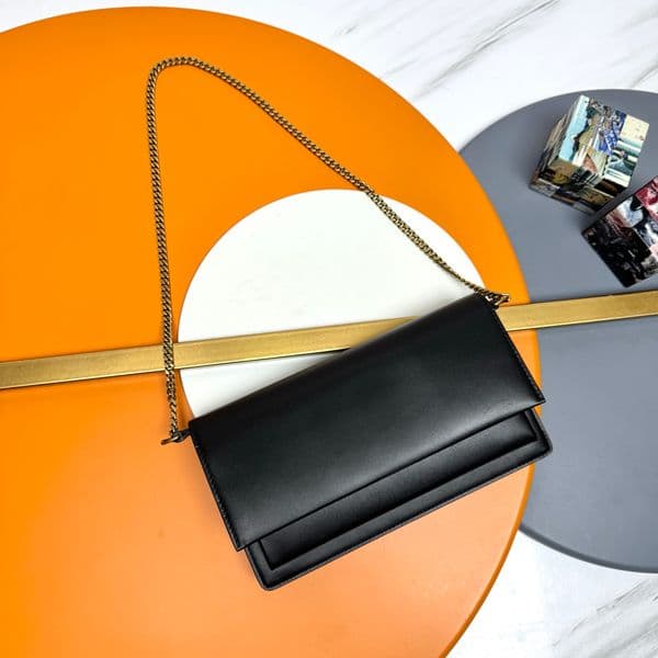 9A Designer Underarm Bag, Luxurious Soft Cowhide Handbag, Practical with Detachable Chain Strap, Can be Worn as Shoulder Bag or Clutch, Stylish and Versatile