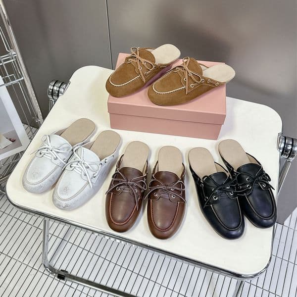 Quality Genuine Classic real leather mules Flat slipper sandal Beach designer slides for womens Walking Vacation shoes