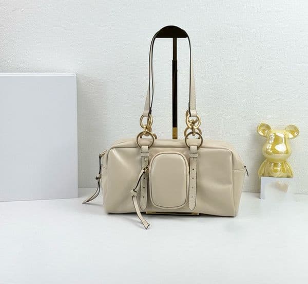 2026 high-quality luxury designer elegant classic cross-body bag oil wax leather casual handbag women's luxury brand shoulder bag