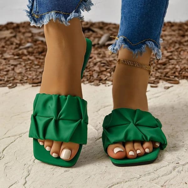 Summer Slippers for Women Flip Flops Flats Pleated Korean Slippers Women Sandals Green Slip on Shoes Plus Size 35-42 250516