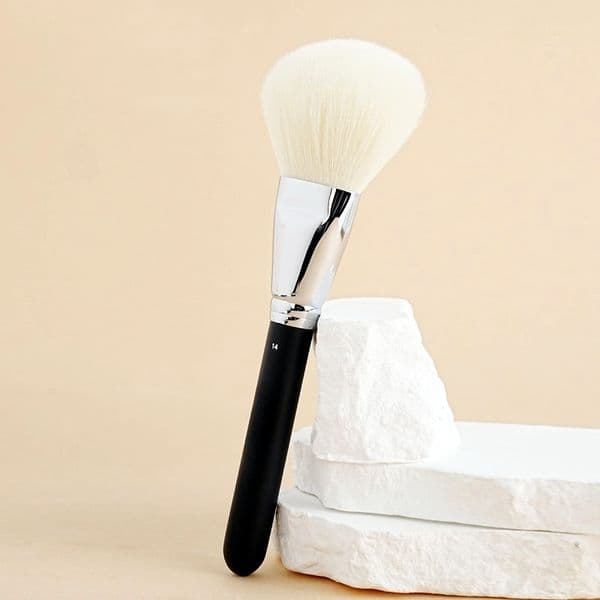 2026 New New Backstage 14 Large Paddle With Synthetic Hair Powder Foundation Makeup Brush Designer