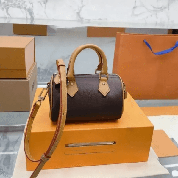 18cm Pillow Pack Luxury Designer Bag Genuine Leather Handbag Top Grade Crossbody Bag Mini Soft Cowhide Women's City Keepal Handbags BXG2505191F-15