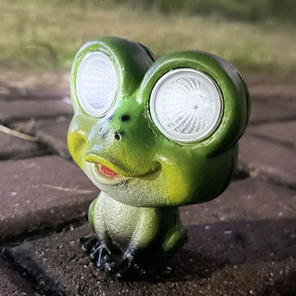 Solar Powered LED Lights Garden Bird Frog Animal Lawn Lamps Ornament Waterproof Lamp Resin Figurines Lights Outdoor Solar Lamps 250517