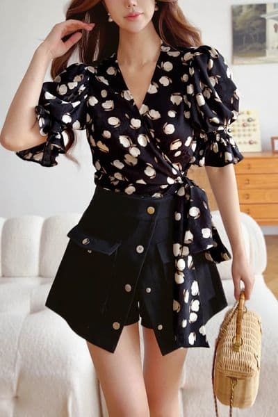 Summer Print Shirt Womens Tops Jacquard Puff Sleeve Asymmertrical V Neck Blouses Basics Y2K DABUWAWA DM2BST002 250520BJ