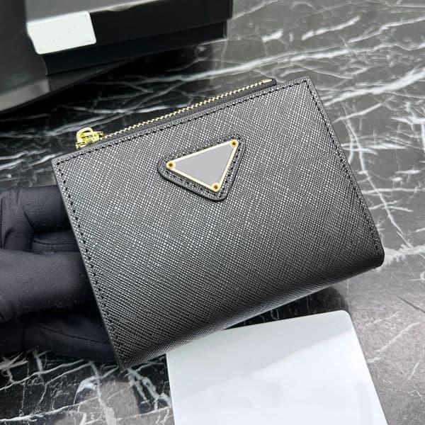 Designer Wallet Card Holder Women Cardholder Luxury High Quality Leather Interior Compartment Coin Pocket Short Wallet Coin Purse Card Case Designer Wallets