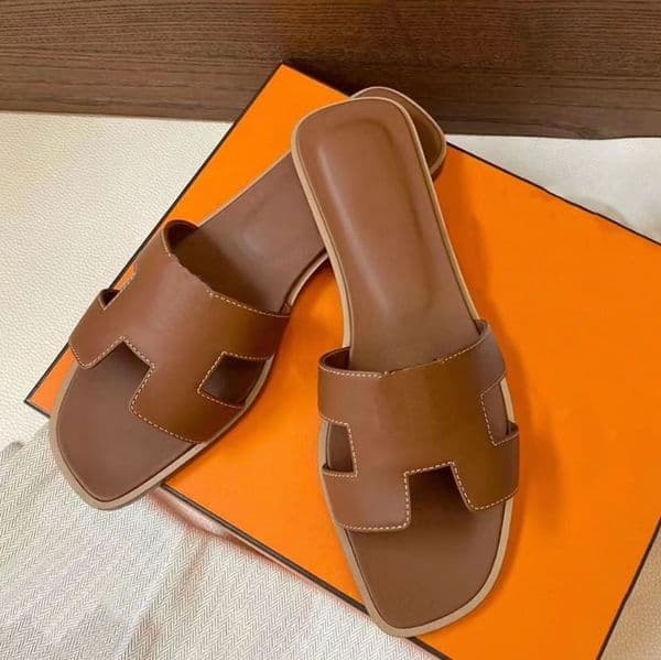 h Designer Slippers Sandals Women's Fashion slippers Luxury Slide Rubber Brown Retro Leather Flat Summer Famous Brand luxurious Classic Outdoor Nobility Shoes