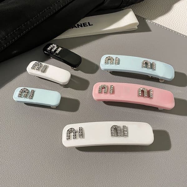 Designer Letter Hair Clips Barrettes Hair Jewelry FashionHairpin Clasic Spring Barrettes Hair Accessories