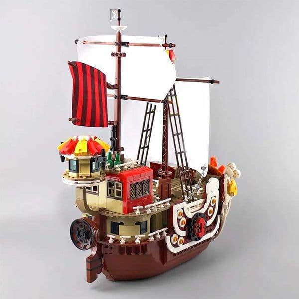 2026 New Creative Thousand Sunny Ship Model Building Block Anime 9 Figures Pirate Boat Brick Toys Christmas Gifts For Kid Designer