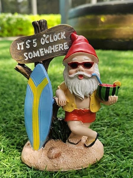 1pc Surfboard Gnome Ornament Summer Garden Ornament Gnome Garden Decorative Ornament Statue Decoration 250523