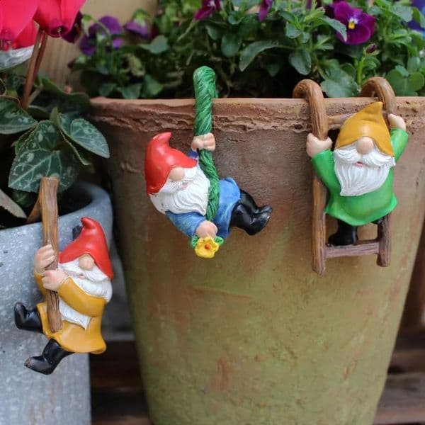 Climbing Dwarf Tree Surface Decoration Outdoor Courtyard Dwarf Statues Outdoor Fairy Garden Resin Crafts 250523