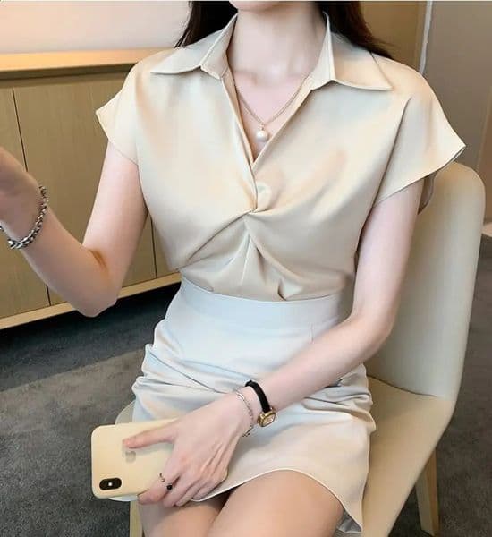 Womens Satin Blouse 2025 Summer Vneck Shortsleeved Solid Color Blouse Fashion n Niche top Elegant Ladies Short Shirt 250529Z