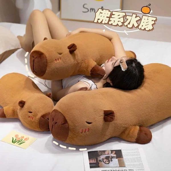 2026 Game And Toy 60Cm-100Cm Kawaii Giant Strip Doll Pillow Lying Brown Orange Wings Creative Capybara stuff animal Plush Toy Home Decor Free Shipping