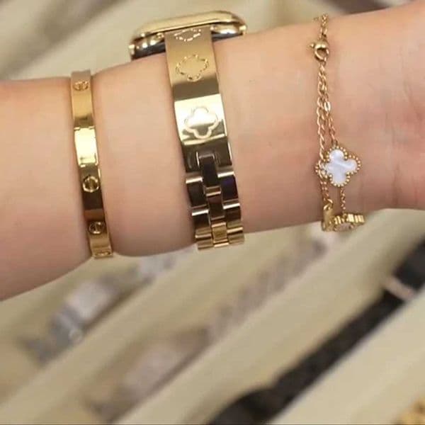 Jewelry luxury Copper Four-leaf Clover Strap for iWatch Series 10 9 8 7 6 SE 5 Ultra 2 Band 38 40 41 42 44 46 49mm Woman Bracelet K251201 Z260603