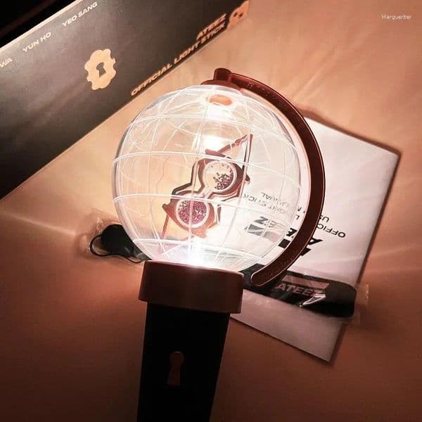 Party Decoration Kpop Ateezed Lightstick Light Stick Globe Hand Lamp Concert Flash Fluorescent Toys Fans Collection Ver.2 Ver.1 Korea