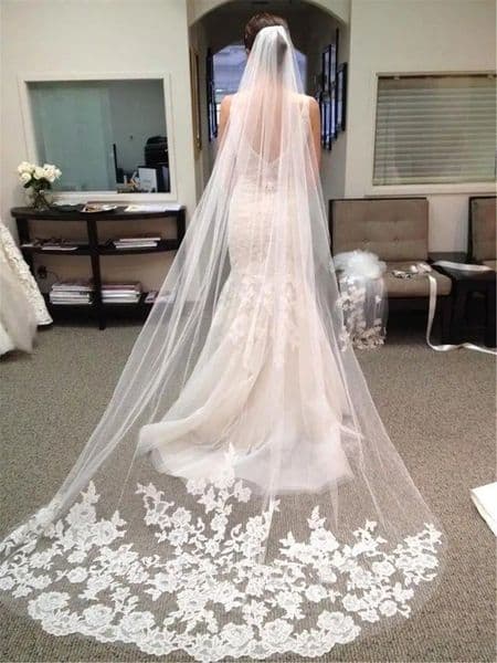 White Ivory Lace Edge Cathedral Wedding Veil With Comb Soft Tulle 3 Meters Bridal Veils Accessories Veu De Noiva CPA219