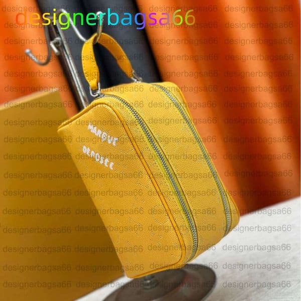 10A luxury designer bags men travelling toilet bag fashion design women wash bag large capacity cosmetic bags makeup toiletry bag Pouch 26872