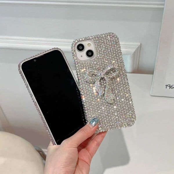 For IPhone 16 15 14 13 12 11 Pro Max Case Full Diamond Bow Case Sparkling Cute Phone Case Protective Cover M251203