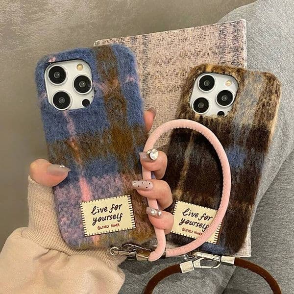 Stylish Soft Plush Grid Pattern Lanyard Phone Case For iphone 16 15 14 13 Pro Max Autumn Winter Flannel Shockproof Back Cover