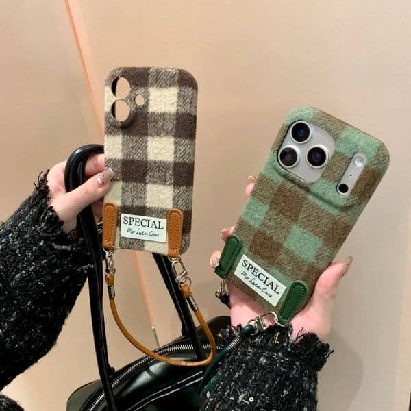 Simple retro plaid leather handheld series mobile phone case, suitable for iPhone15,14,16,17 Pro Max,shock-proof protective case