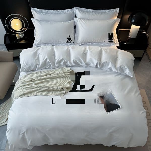 Designer queen size bedding sets white letter printed pure cotton queen size duvet cover bed sheet with pillowcases brand comforter covers luxury
