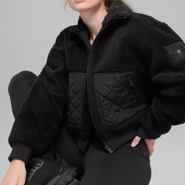 New designer womens Autumn and winter brown lambhair hooded short jacket thick and warm sporty and casual stand up collar zipper jacket top sports alosetism jacket
