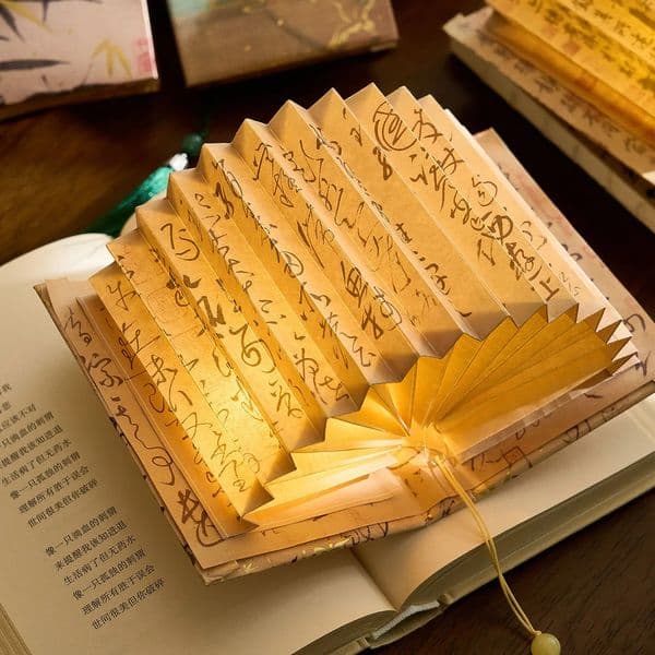 Chinese Fan Shaped Book Lamp Glass Bead Ancient Style Art Calligraphy Famous Paintings DIY Handmade Desktop Decoration 251204