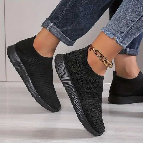Womens Solid Color Sneakers Breathable Flying Woven Outdoor Shoes Lightweight Low Top Running Shoes W251205