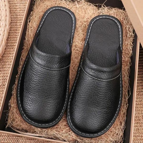 Home Leather Slippers Men and Women Spring 2024 Non-slip Waterproof Floor Shoes Anti-odor Soft Sole males Indoor Slides 251201