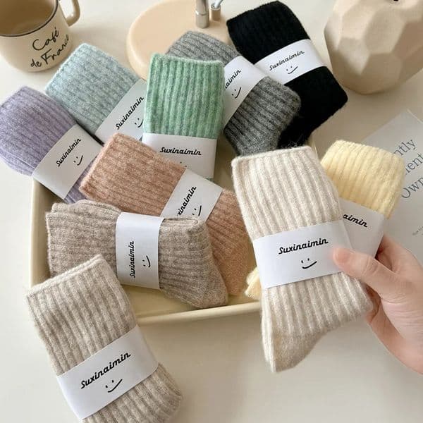 Womens Autumn and Winter Thick Fleece Wool Midtube Socks Fashion Draw Striped 251201BANJIA