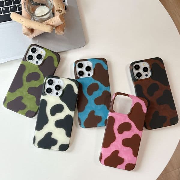 INS Korean Style Matte Cow Pattern Compatible with 17 Pro Max Apple iPhone 16 Case 15/14 Retro 13 for Women