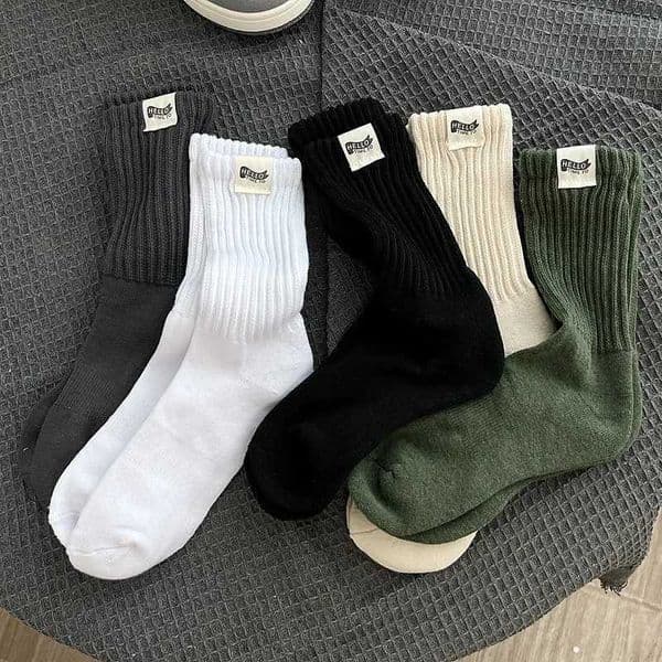 Men 73g Thick Solid Color Black White Green Socks Autumn Winter Warm Sports Mid-tube Mens Cotton Sock Cloth Label INS StockingsT251206