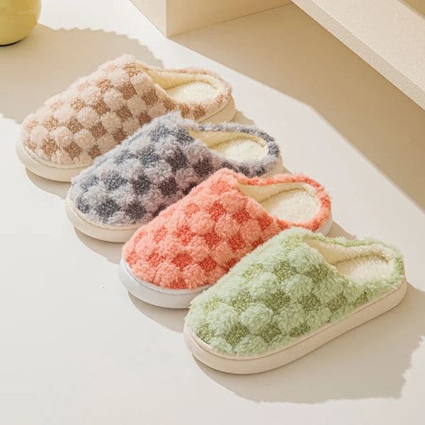 Cotton Slippers for Women Winter Home Indoor Home Warm Non-Slip Thick Bottom Couples Wool Slippers for Men Autumn and Winter251203