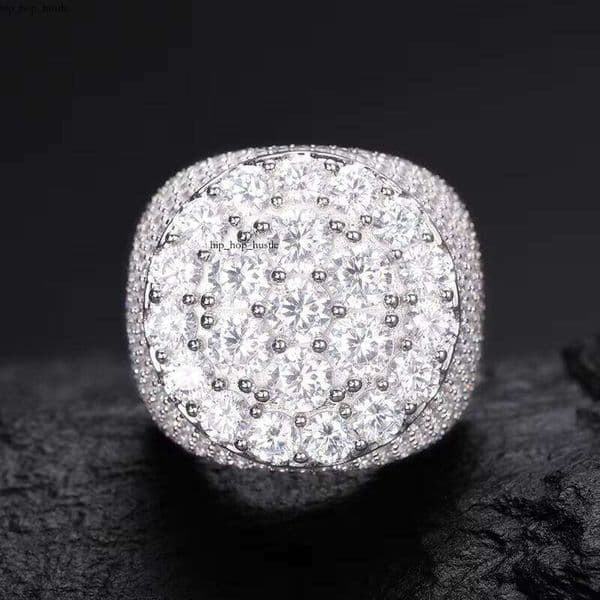 Luxury White Gold 925 Sterling Silver Round Brilliant Cut Vvs Moissanite Diamond Men's Iced Out Boutique Ring Jewelry